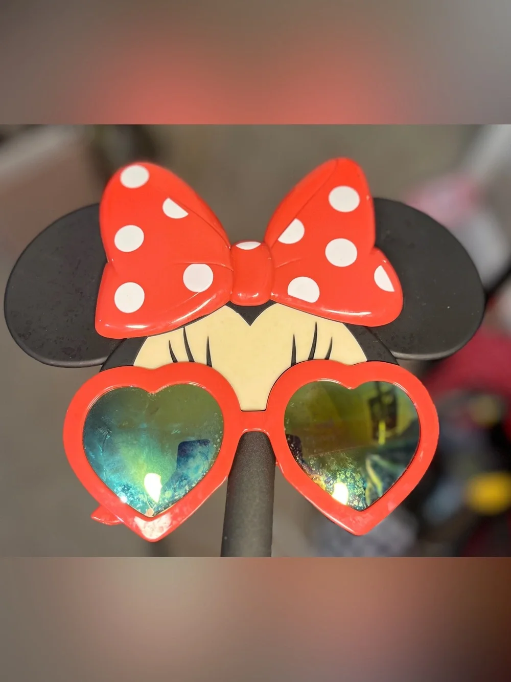 Red Polka Dot Minnie Bow Sunglasses Sunglass Stand